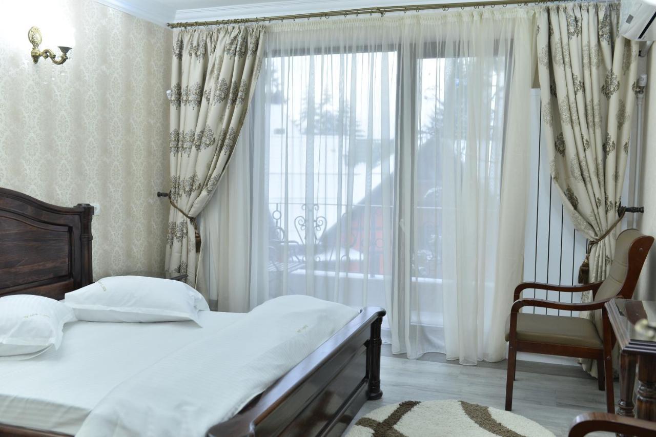 Hotel Edy'S Royal Predeal Exterior foto