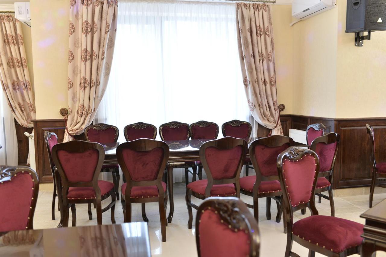 Hotel Edy'S Royal Predeal Exterior foto