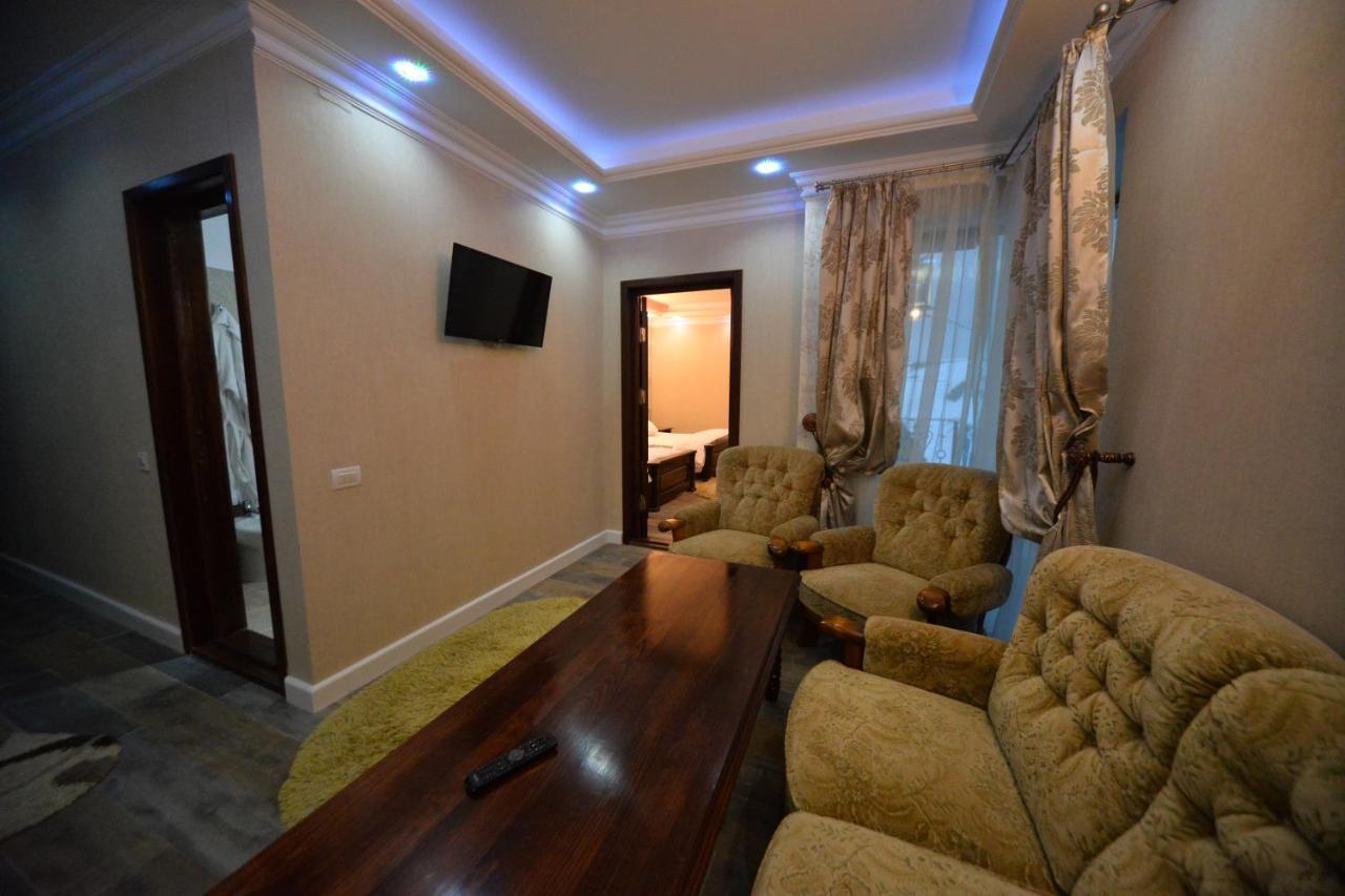 Hotel Edy'S Royal Predeal Exterior foto